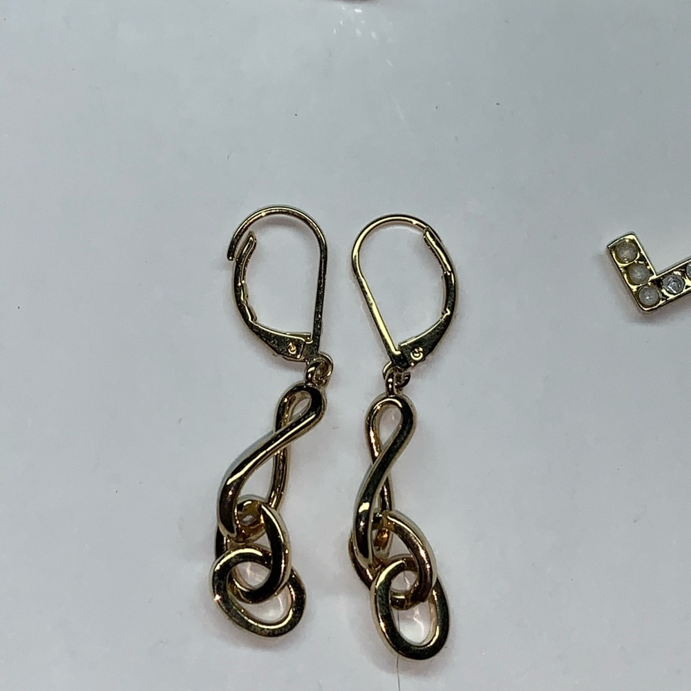 Gold Charm Keychain - Picture 3 of 4